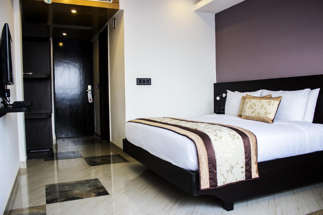 Vijay Paradise Lucknow Exterior photo