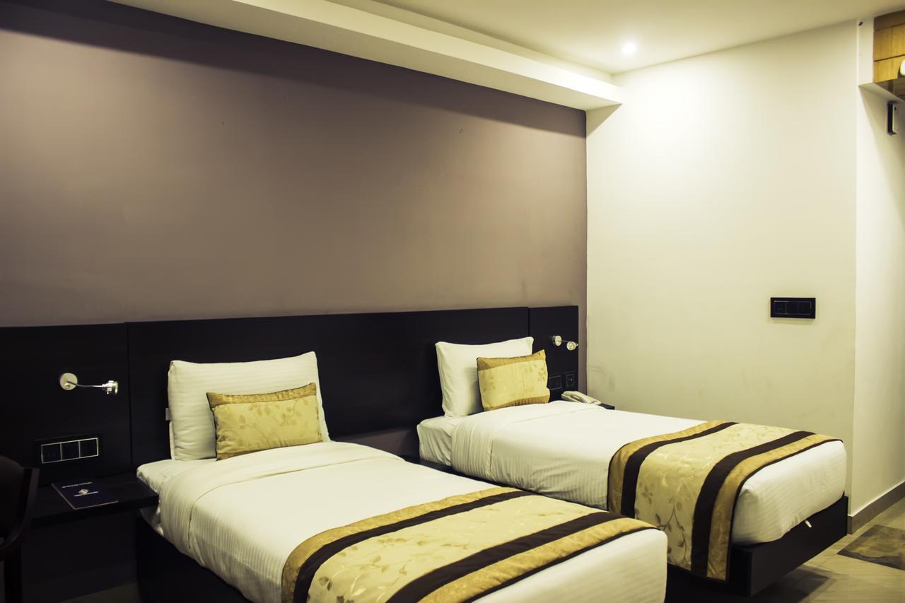 Vijay Paradise Lucknow Exterior photo