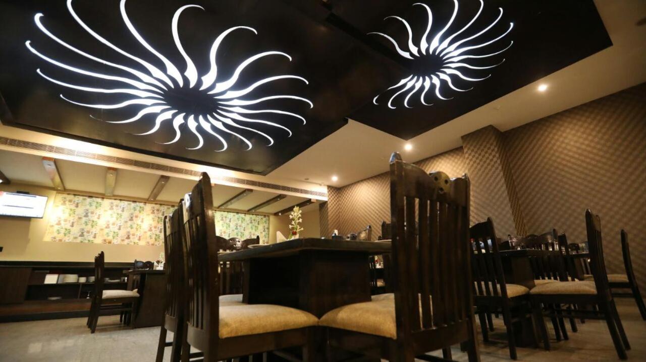 Vijay Paradise Lucknow Exterior photo