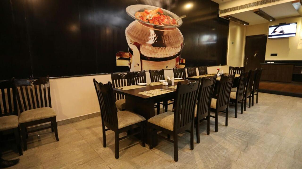 Vijay Paradise Lucknow Exterior photo