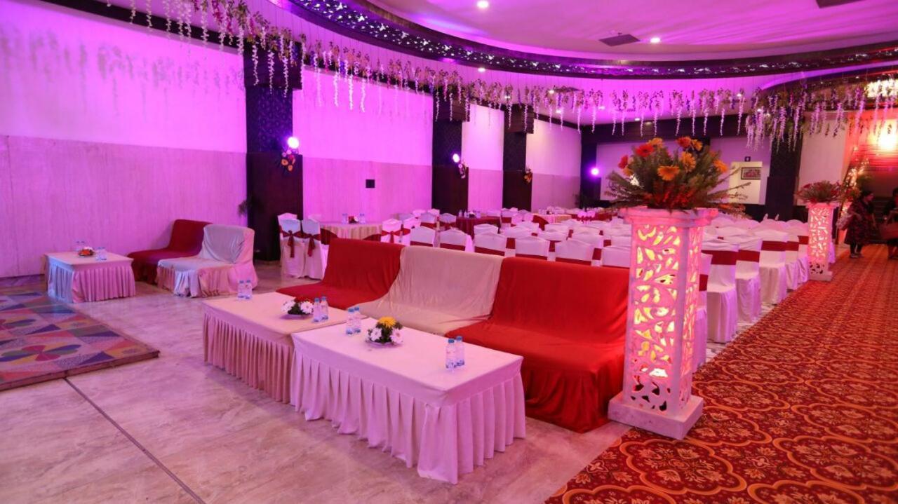 Vijay Paradise Lucknow Exterior photo
