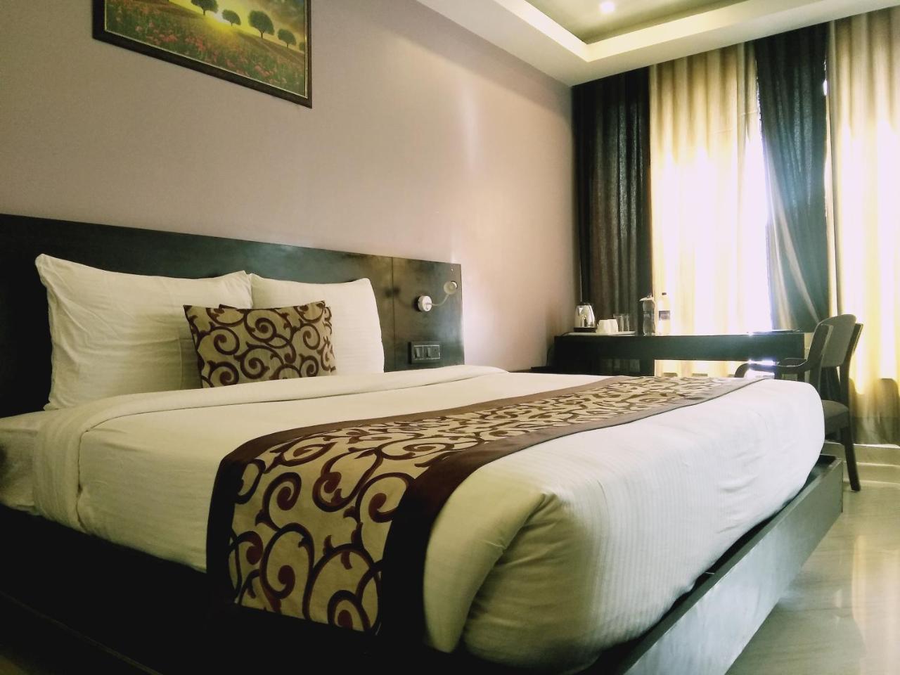 Vijay Paradise Lucknow Exterior photo
