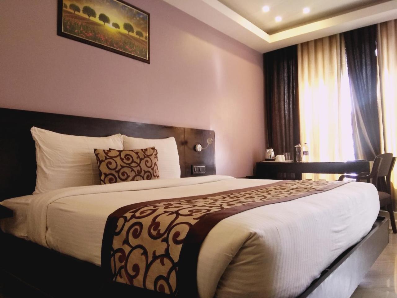 Vijay Paradise Lucknow Exterior photo